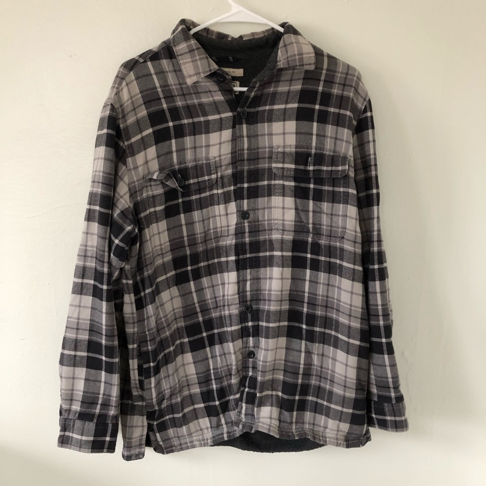 Gray and black plaid fleece llbean flannel